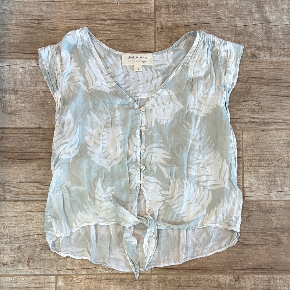 Cloth & Stone Sky Blue Leaf Pattern Blouse With Tie Front